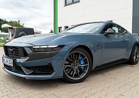 Ford Mustang DarkHorse RECARO/Spoiler groß/Styling-P