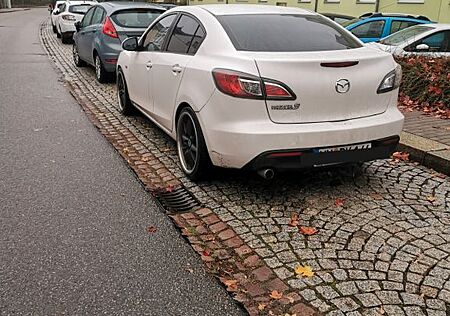 Mazda 3 1.6 Limousine - gepflegt, zuverlässig & AHK