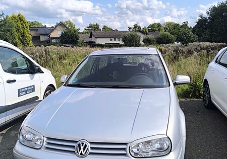 VW Golf Volkswagen 1.4 Basis