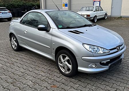 Peugeot 206 Cabriolet CC Filou*SEHR GEPFLEGT*ALLWETTER