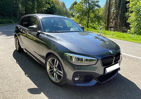 BMW 118i Edition M Sport Shadow Edition M Sport Grey