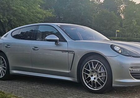 Porsche Panamera S+Hibrid Voll Ausstattung