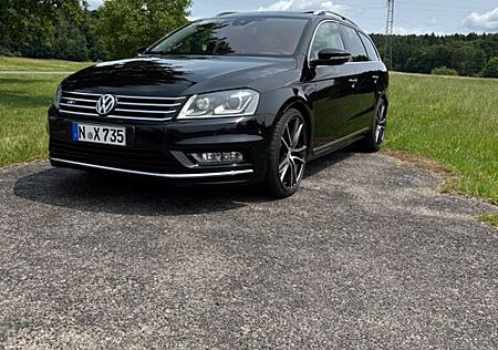 VW Passat Variant Volkswagen 2.0 TDI DSG 4MOT 130kW R-Line...