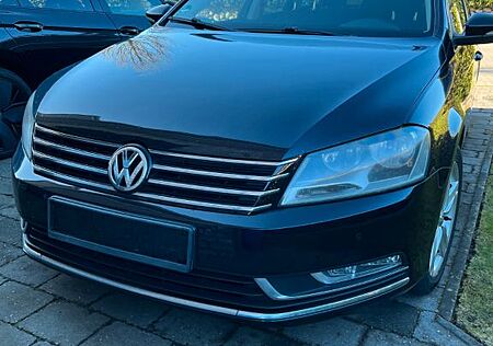 VW Passat Variant Volkswagen 2.0 TDI DSG 125kW Comfortl BM...