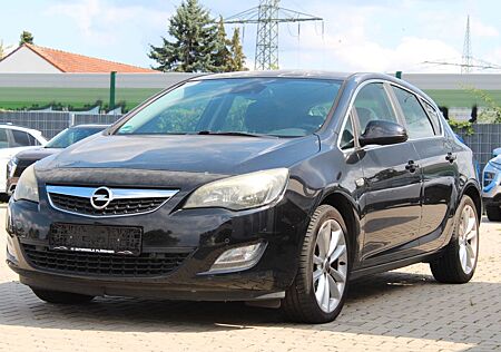 Opel Astra J 1.4 Lim. 5-trg. Sport Navi Sportsitze