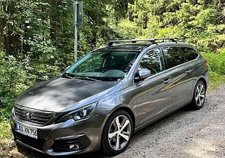 Peugeot 308 BlueHDi 130 AT6 SW Allure