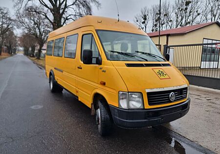 Volkswagen LT 46 Zwillingsreifen / 20-Sitze