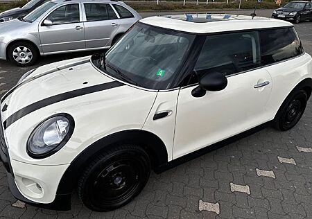 Mini ONE gebraucht kaufen Mini ONE sehr Sauber wenig KM muss dringend weg