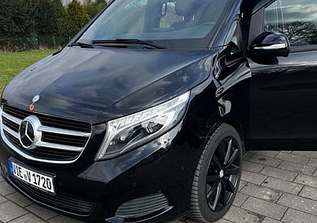 Mercedes-Benz V 250 d 4MATIC LEDER LIEGEP. 8fachBereifung AHK