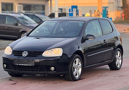 VW Golf Volkswagen V Lim. United MFL' SHZ' PDC' TEMP