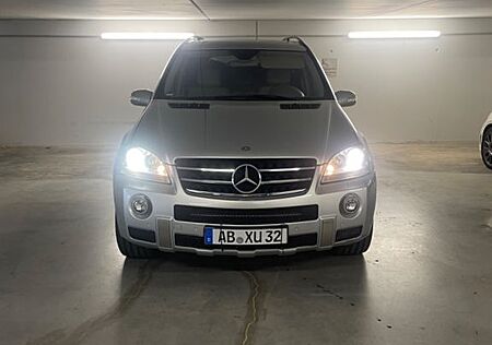 Mercedes-Benz ML 500