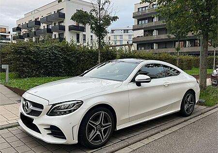 Mercedes-Benz C 180 Coupé 9G-Tronic, AMG Line, AMG Sport Paket