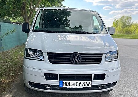 VW T5 Kombi Volkswagen