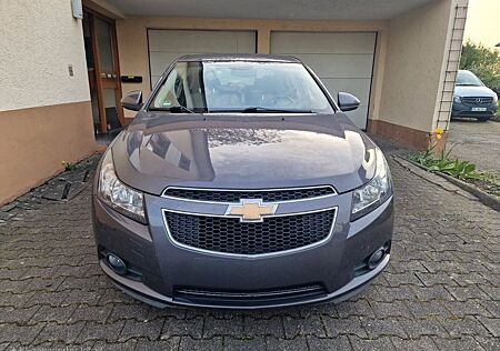 Chevrolet Cruze 1.8 LT LT