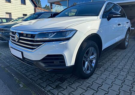 VW Touareg Volkswagen 4Motion NAVI SHZ PDC SCHECKHEFT
