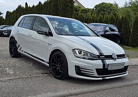 VW Golf Volkswagen VII Lim. 2.0 GTD BMT SG Navi ACC.R.Kam.SHZ