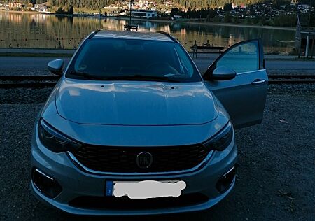 Fiat Tipo 1.4 T-Jet LOUNGE LOUNGE