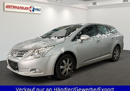 Toyota Avensis Kombi 1.8i Klimaautomatik PDC