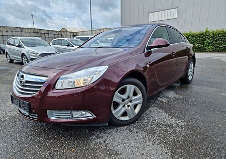 Opel Insignia Active**1.Hand**wenig KM**