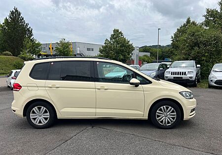 VW Touran Volkswagen