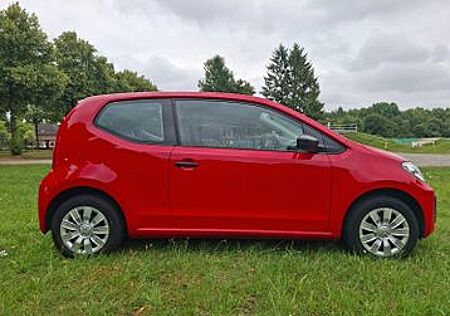 VW Up Volkswagen ! 1.0 44kW -