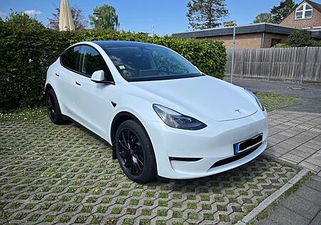 Tesla Model Y Long Range Dual Motor AWD Long Range