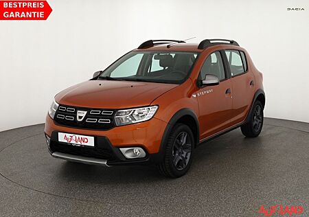 Dacia Sandero Stepway TCe 90 Celebration Navi Kamera