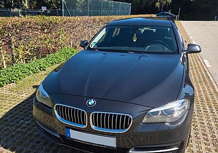 BMW 520d xDrive Touring A Modern Line Modern Line