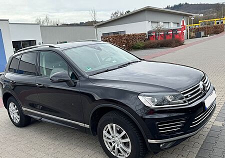 VW Touareg Volkswagen 3.0 V6 TDI SCR Tiptronic BMT BlueMot...