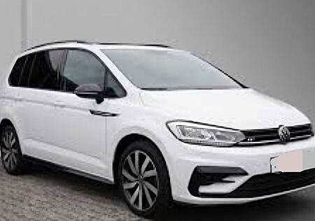 VW Touran Volkswagen 1.5 TSI R-Line Paket