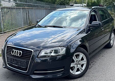 Audi A3 Sportback 1.2 TFSI Attraction 1 Hand Xenon