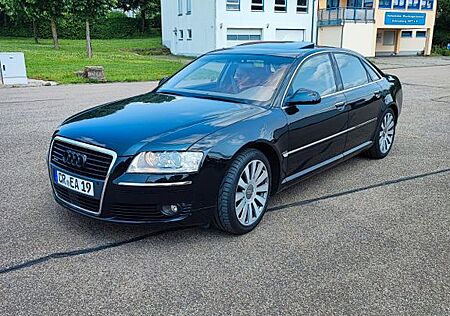 Audi A8 4.2 FSI tiptronic quattro -