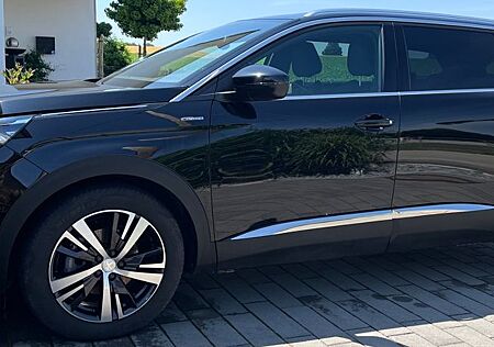 Peugeot 5008 PureTech 180 EAT8 Allure GT-Line