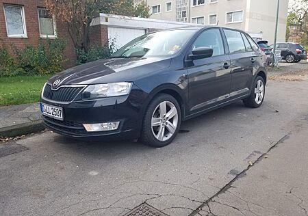 Skoda Rapid 1.2 TSI Spaceback Cool Edition