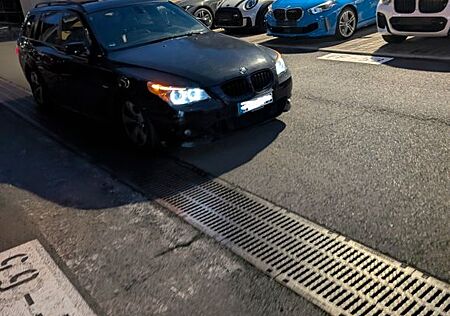 BMW 525d A touring -