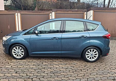 Ford C-Max Titanium