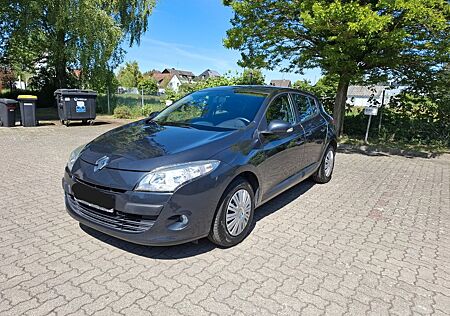 Renault Megane 1.6 1Hand