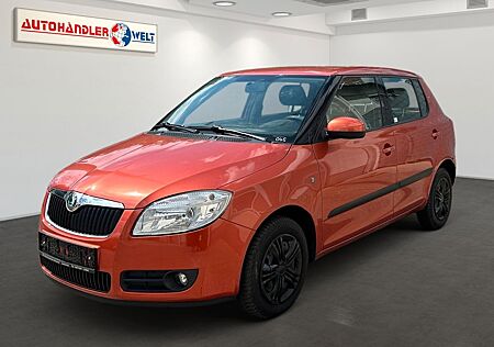 Skoda Fabia Style aus 1.Hand Klimaautomatik SHZ PDC