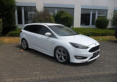 Ford Focus Turnier ST-Line*Aut*Klima*Navi*Xenon*Alu18