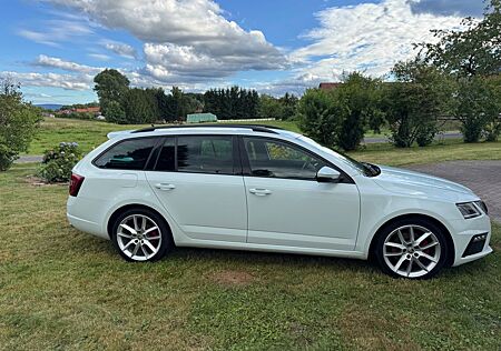 Skoda Octavia 2.0 TDI DSG 4x4 RS Combi RS