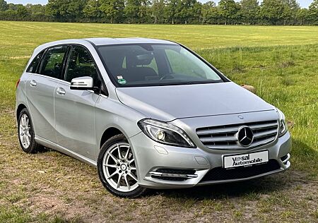 Mercedes-Benz B 180 B-klasse B180 CDI 1.HAND /SCHECKHEFT /TÜV NEU