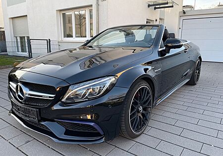Mercedes-Benz C 63 AMG /360°/20" AMG/Service neu/German car