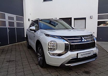 Mitsubishi Outlander 2.4L PHEV TOP 2-Farb