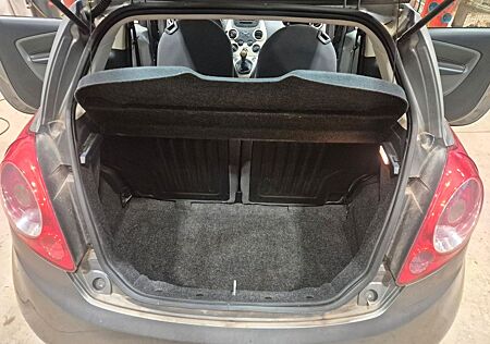 Ford Ka /+ 1,2 Titanium Titanium