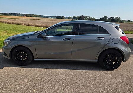 Mercedes-Benz A 180 -