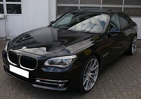 BMW 740d xDrive*R.Kam.*Spur.Ass.*Distr.*Head-UP*