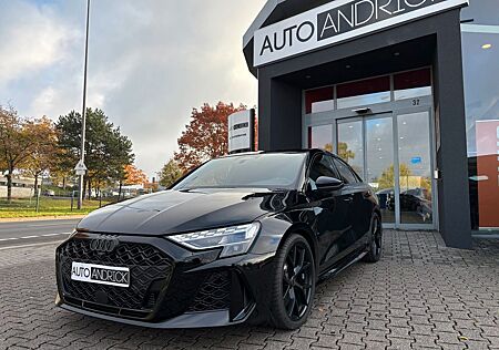 Audi RS3 Limousine 2.5 TFSI Quattro Kamera Sonos