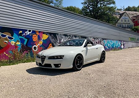 Alfa Romeo Spider 2.4 JTDM 20V - Top Zustand, Sportfahrwerk