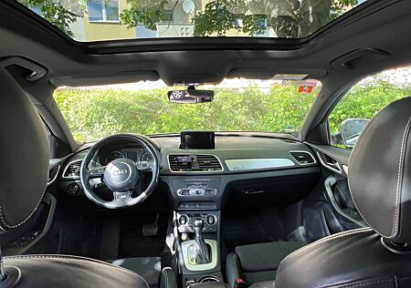 Audi Q3 2.0 TDI quattro S Line | Pano | Temp