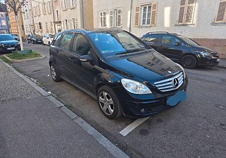 Mercedes-Benz B 150 -